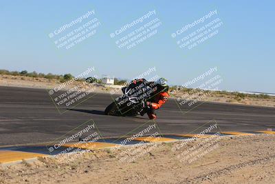 media/Nov-06-2023-Moto Forza (Mon) [[ce023d0744]]/2-Advanced Group/Session 5 (Turn 3 Inside)/
